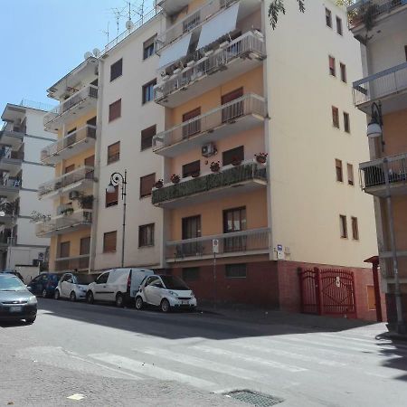 Viaparsano Apartment Sorrento Luaran gambar